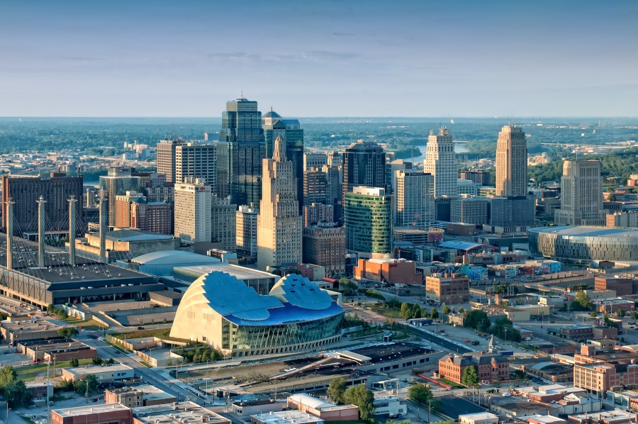 Picture of downtown Kansas City skyline